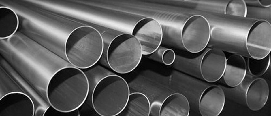 Stainless Steel 304L Seamless Tubes & 304L Seamless Pipe/ Tube in Our Stockyard